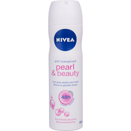 Foto van Nivea Deospray pearl & beauty