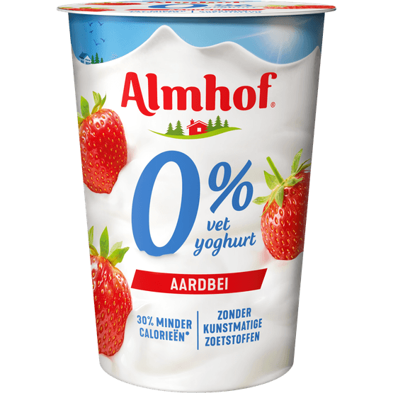 Foto van Almhof Yoghurt 0% vet aardbei op witte achtergrond
