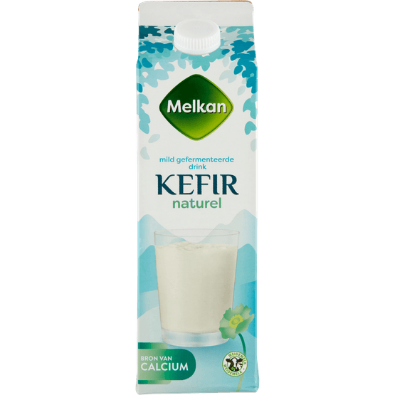 Foto van Melkan Kefir drink op witte achtergrond