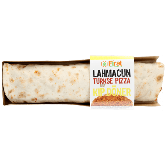 Foto van Firat Turkse pizza kipdoner op witte achtergrond