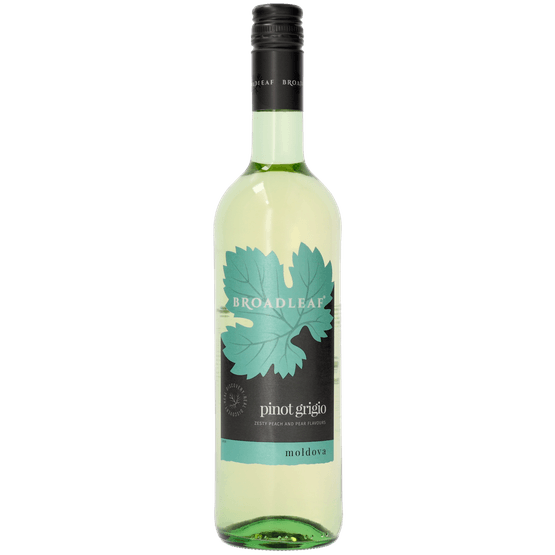 Foto van Broadleaf Pinot grigio op witte achtergrond