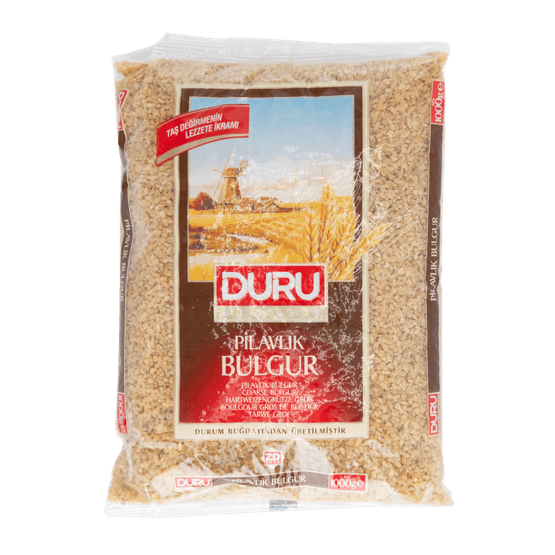 Foto van Duru Voorgekookte tarwe op witte achtergrond