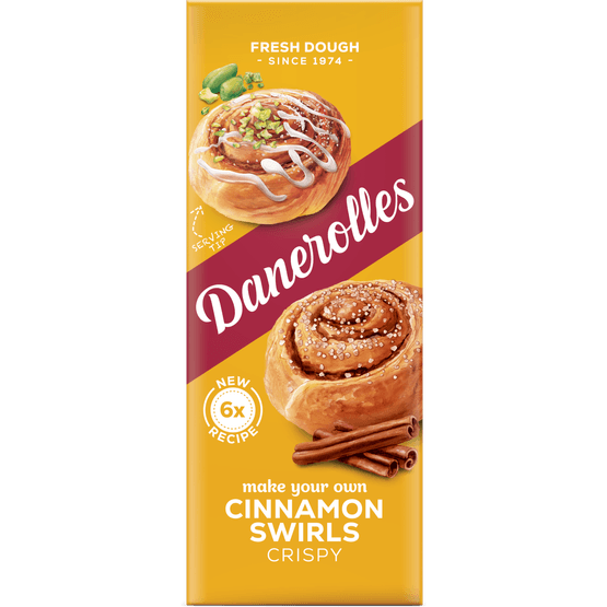 Foto van Danerolles Cinnamon swirls op witte achtergrond