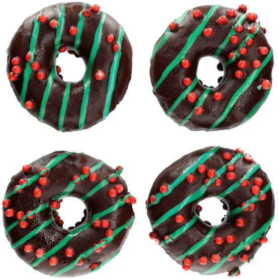 Foto van Vers afbak Donut appelpie met kerstdecoratie op witte achtergrond