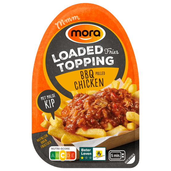 Foto van Mora Loaded fries topping bbq pulled chicken op witte achtergrond