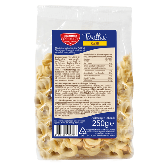 Foto van Mamma Lucia Tortellini kaas op witte achtergrond