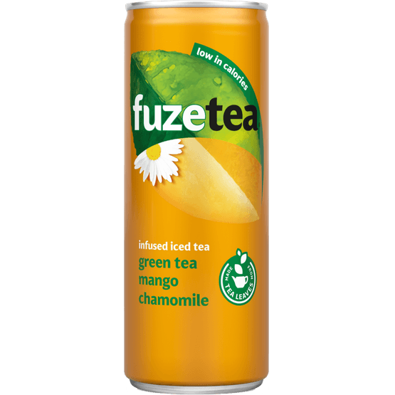 Foto van Fuze tea Ice tea green mango-chamomile op witte achtergrond