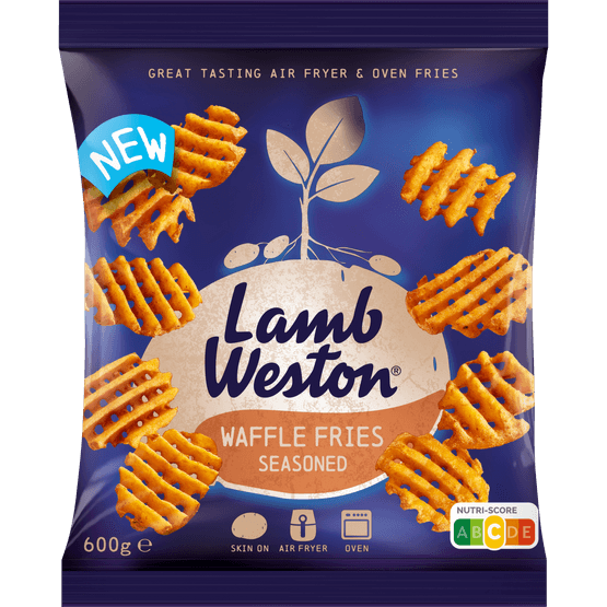 Foto van Lamb Weston Waffle fries seasoned op witte achtergrond