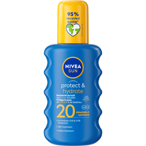 Foto van Nivea Sun spray factor 20 op witte achtergrond