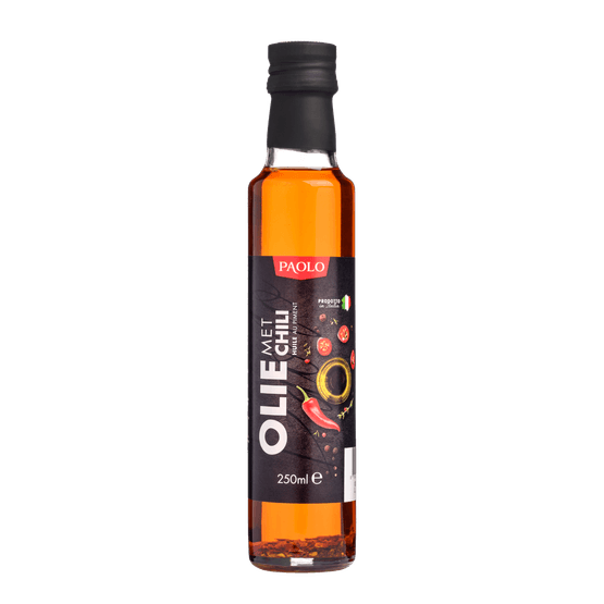 Foto van Paolo Olie blend chili op witte achtergrond