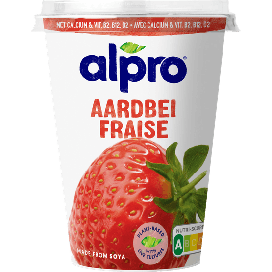 Foto van Alpro Yoghurtvariatie aardbei op witte achtergrond
