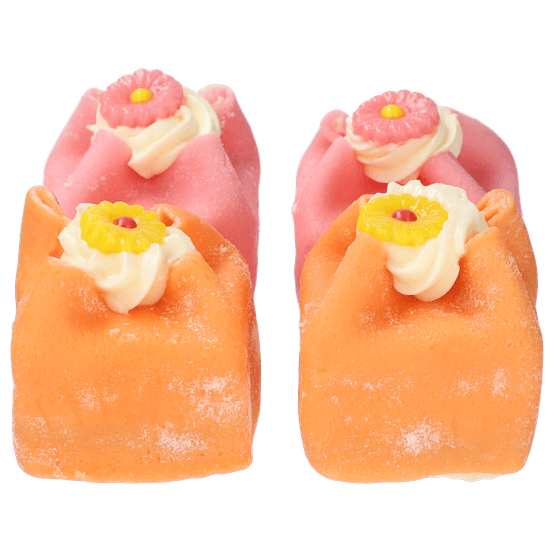 Foto van Lente kasteeltjes op witte achtergrond