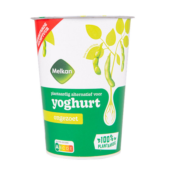 Foto van Melkan Soja yoghurt naturel op witte achtergrond