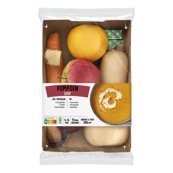 Foto van Verspakket pompoensoep op witte achtergrond