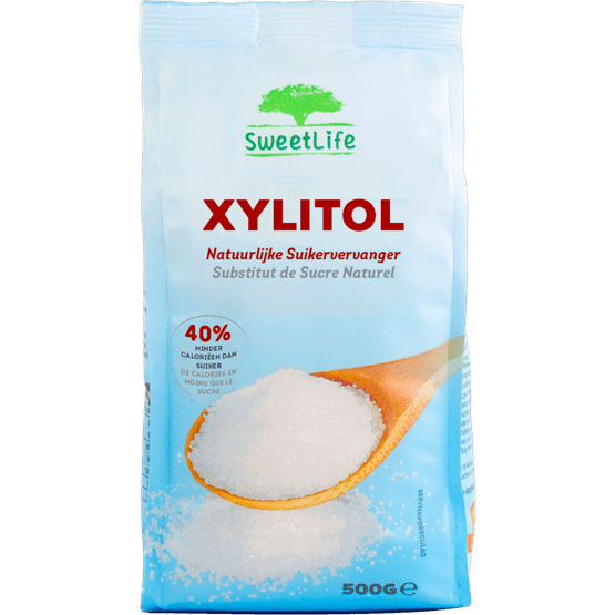 Foto van Zoetstof xylitol op witte achtergrond