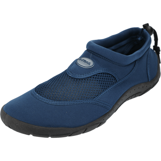 Foto van Waterschoenen maat 41-45 op witte achtergrond