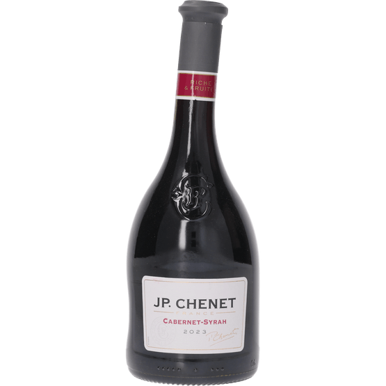 Foto van J.P. Chenet Cabernet syrah op witte achtergrond
