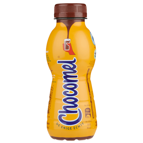 Foto van Chocomel Chocolademelk vol op witte achtergrond