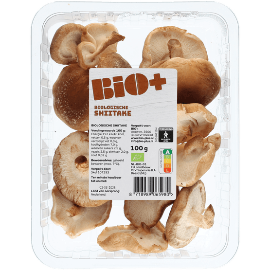 Foto van Bio+ shiitake op witte achtergrond