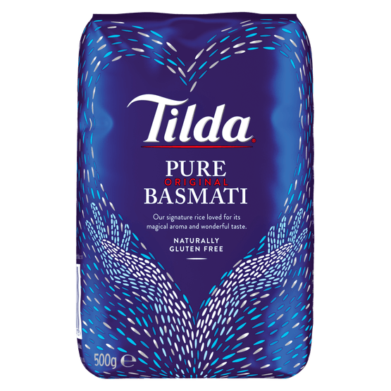 Foto van Tilda Rijst basmati pure op witte achtergrond