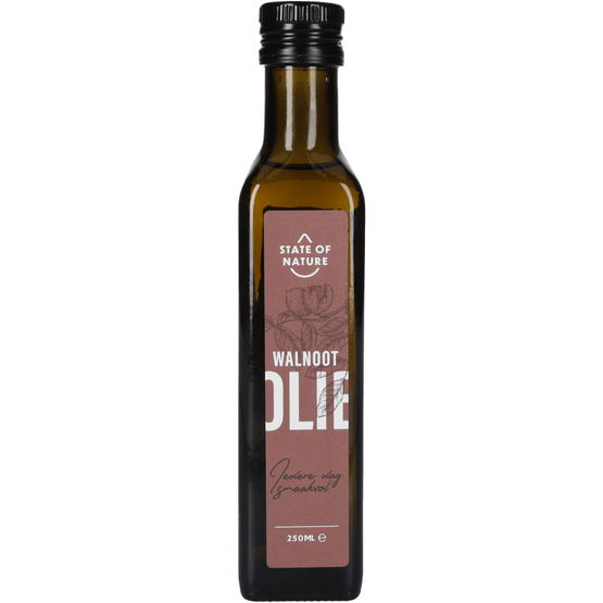 Foto van State of Nature Walnoot olie op witte achtergrond