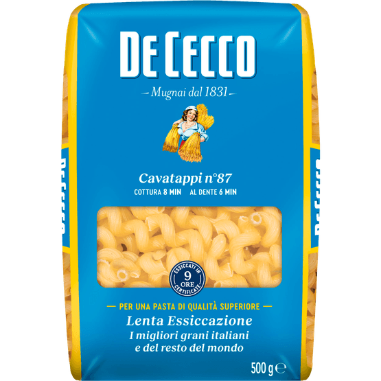 Foto van De Cecco Cavatappi op witte achtergrond