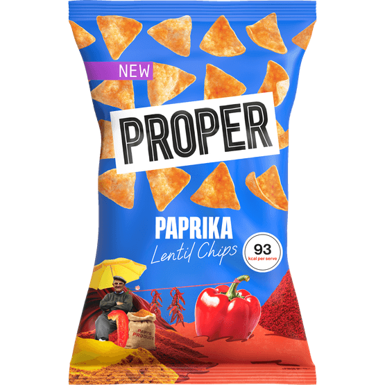 Foto van Proper No. Twelve Chips paprika op witte achtergrond