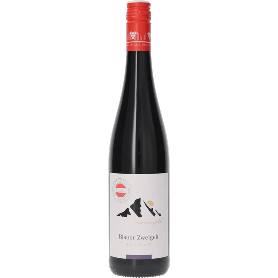 Foto van Sonnengold Blauer zweigelt op witte achtergrond