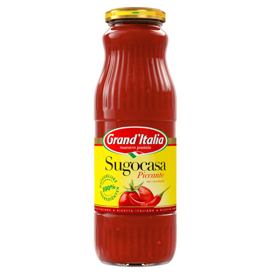 Foto van Grand'Italia Sugocasa piccant op witte achtergrond