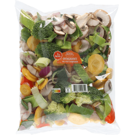 Foto van 1 de Beste Ovengroente prei peen champignons op witte achtergrond