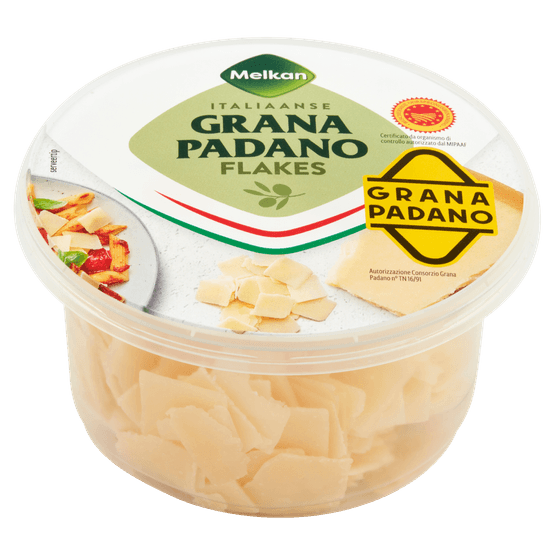 Foto van Melkan Grana padano flakes op witte achtergrond
