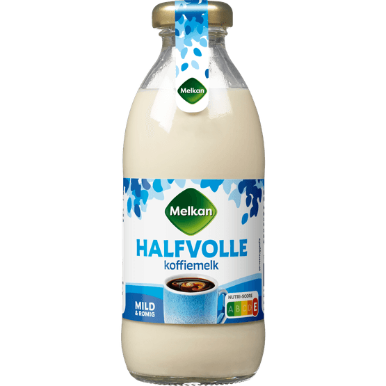 Foto van Melkan Koffiemelk halfvol op witte achtergrond