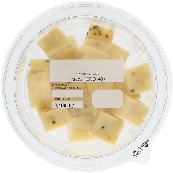 Foto van Bits & bites Kaasblokjes mosterd op witte achtergrond