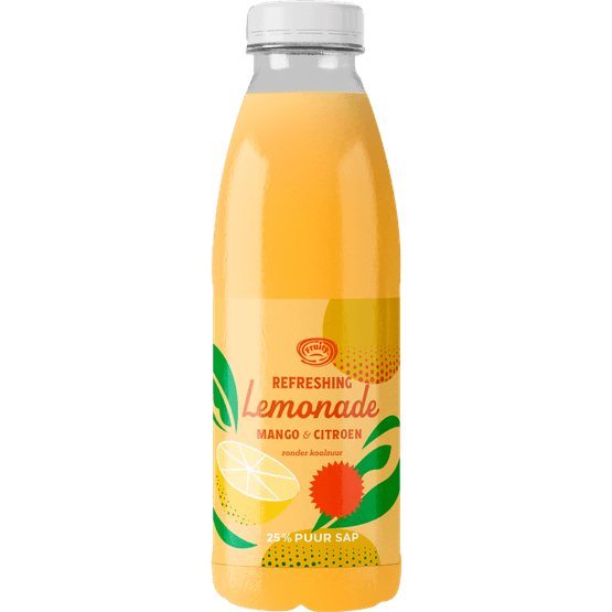 Foto van Fruity Juice Limonade mango-citroen op witte achtergrond