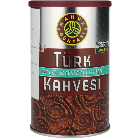 Foto van KAHVE DUNYASI Turkse koffie op witte achtergrond