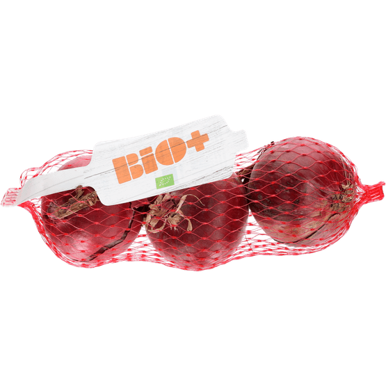 Foto van Bio+ Rode uien op witte achtergrond