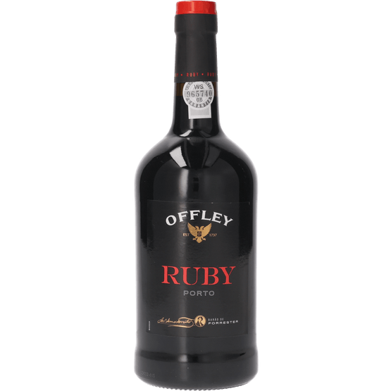 Foto van Offley Port ruby op witte achtergrond