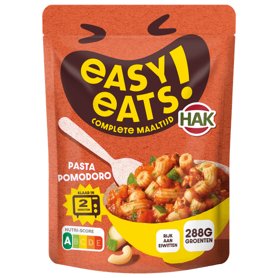 Foto van Hak Easy eats Pasta pomodoro op witte achtergrond