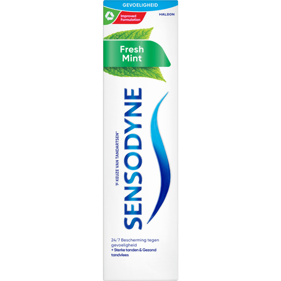 Foto van Sensodyne Tandpasta fresh mint op witte achtergrond