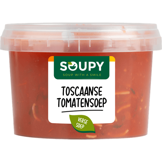 Foto van Soupy Tomatensoep toscaans op witte achtergrond