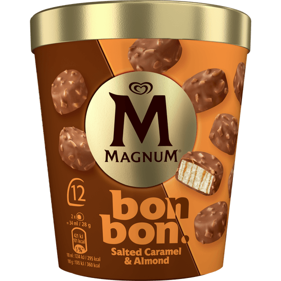 Foto van Ola Magnum bonbons salted caramel & almond op witte achtergrond