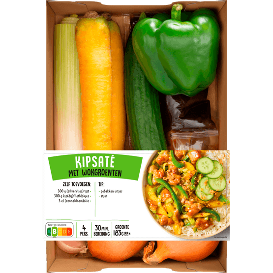 Foto van Verspakket kipsate op witte achtergrond