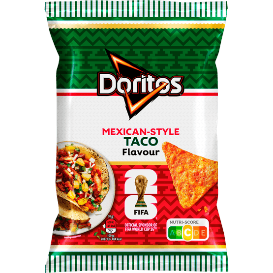 Foto van Doritos Tortilla chips mexican style taco op witte achtergrond