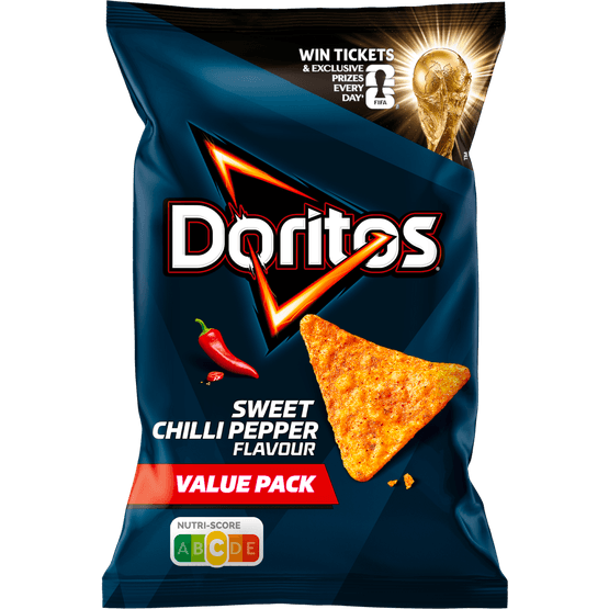 Foto van Doritos Sweet chili pepper party pack op witte achtergrond