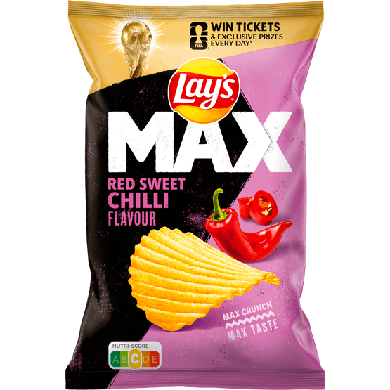 Foto van Lay's Ribbelchips max red sweet chilli op witte achtergrond