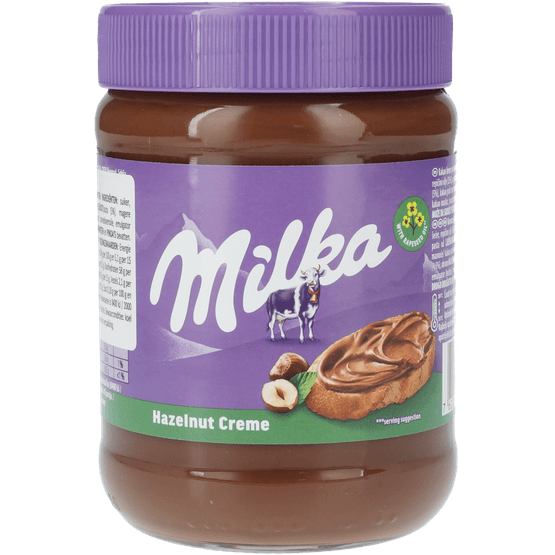 Foto van Milka Hazelnoot pasta op witte achtergrond