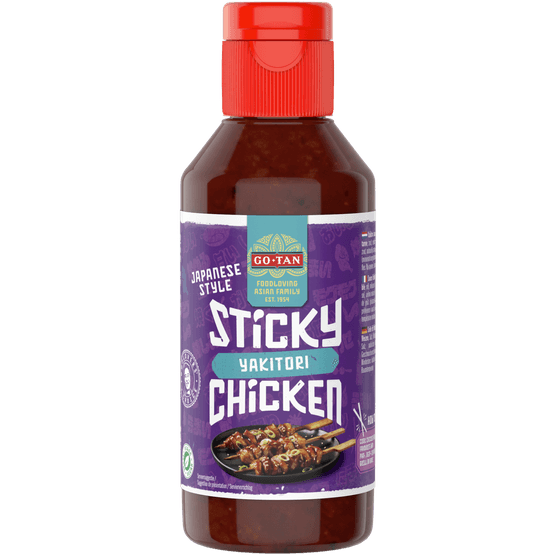 Foto van Go-Tan Yakitori saus sticky chicken op witte achtergrond