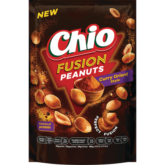 Foto van Chio Fusion peanuts curry oriental style op witte achtergrond