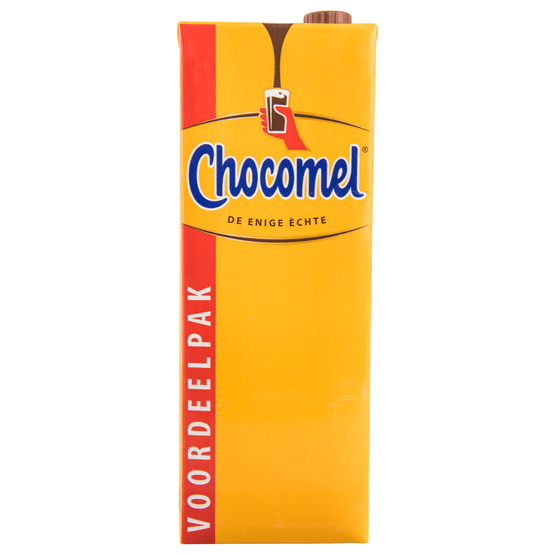 Foto van Chocomel Chocolademelk vol op witte achtergrond