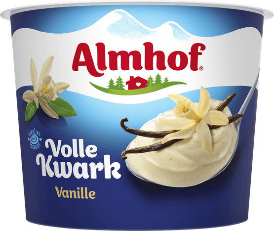 Foto van Almhof Volle kwark vanille op witte achtergrond